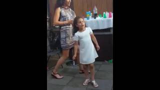 Drake - One Dance 6Year Old Olivia Gumbs Dancing MUST WATCH