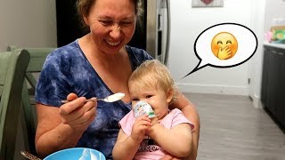 РЕАКЦИЯ ЭМИЛИ НА БАБУШКУ И ДЕДУШКУ!
