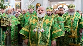Славление Святому Духу в Свято - Духовом кафедральном соборе Минска  .