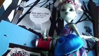 Обзор куклы Monster High Scary Tales. Золушка Френки Штейн.