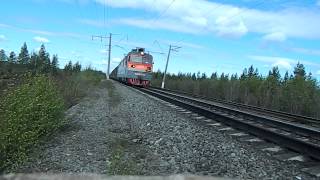 Электровоз ВЛ80С-038 (PID) с грузовым поездом.