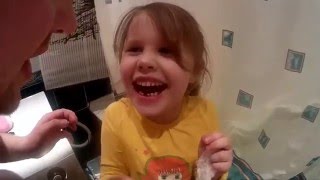 Вырываем первый молочный зуб #ПапиныБудни