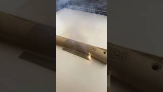 Eine Gränsfors Bruks Axt wird per Laser personalisiert