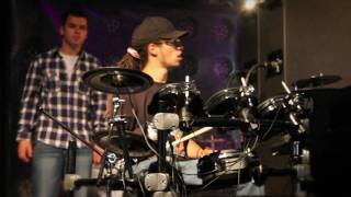 +BATTERY- INC AT LAUNDRY DAY 2010! OFFICIAL AFTERMOVIE