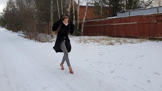 Open toe high heels sandals on snow, high heels on ice, slippy high heels, shoe skidding (scene 374)