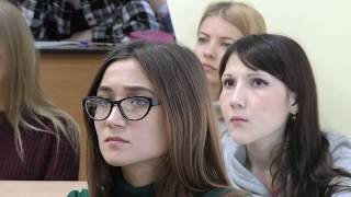 Лекция для студентов об истории здания факультета психологии и педагогики