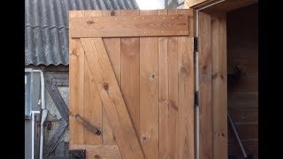 Дверь в баню своими руками