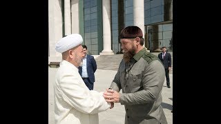 УЗБЕКИСТАН идет с дарами под КАДЫРОВА