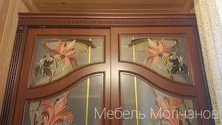 Встроенный шкаф-купе с витражом ручной работы. Шкаф-купе зеркальный. Проект Мебель Молчанов.
