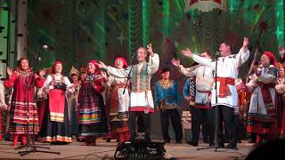 ансамбль "Россияночка" и хор русской песни "Долина"