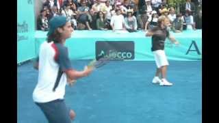 Diego Forlán en la pista azul