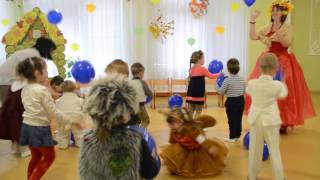 Сюрпризный момент с шариками на празднике осени в детском саду
