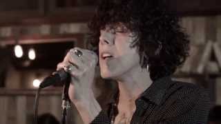 LP - Muddy Waters [Live Session]