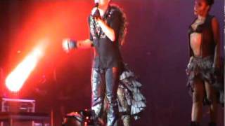 FEVER - Adam Lambert KISSES Tommy Ratliff, band member at St-Jean Festival Mongolfieres