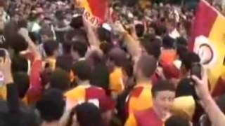 Panathinaikos vs Galatasaray Hooligans (How it all began) Complete Video