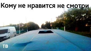 ТРАКТОР МТЗ 82  ВИД С КАПОТА