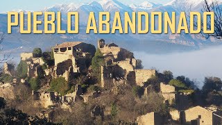 En este PUEBLO ABANDONADO AÚN HAY VIDA - Lugares Abandonados y URBEX