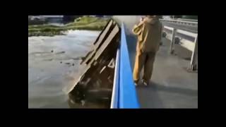Дома плывут в Иркутской области
