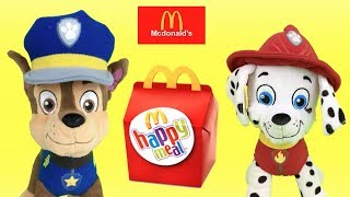 Paw patrol en español: fiesta en el Mcdonalds con los cachorros de juguete de la patrulla canina