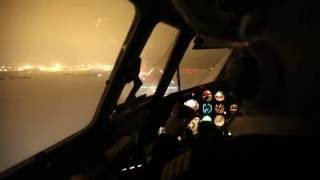 Посадка Ту-154 в Кольцово / Tupolev Tu-154m Landing at USSS (Cockpit view)