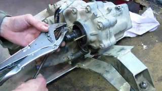 changement joint spi boite transfert 4.16 jimny, how to change transfer case shaft seal