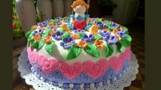 Торт "Кукла с Цветами" из Сахарной Мастики