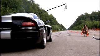 Nissan GT-R vs Dodge Viper SRT-10 Supercharged