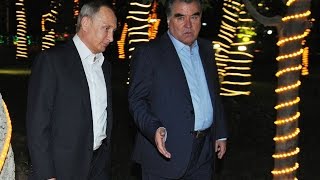 Владимир Путин дар Душанбе ба Эмомалӣ Раҳмон орден медиҳад