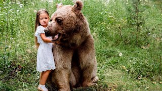 Медвежонок не забыл, что с ним сделали люди. Он вырос и отплатил сполна!