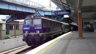 EP09-013 z TLK "Warmia" relacji: Kraków Pł. - Olsztyn Gł. odjeżdża ze stacji Kraków Gł.