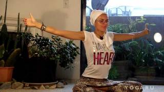 ДЛЯ МОЗГА, АУРЫ И ГИПОФИЗА разминка YOGA LIVE