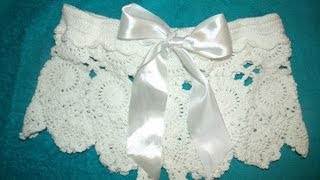 Как вязать ажурные шортики крючком (How to knit shorts hook) 1 часть.