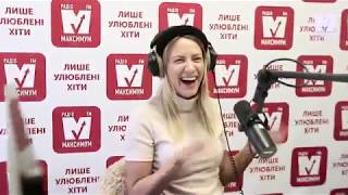 Леся Нікітюк круто зачитала реп на Радіо МАКСИМУМ