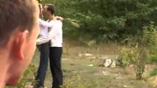 Просто классный клип про любовь, до слёз..
