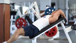 bodymaster : Подъем ног на наклонной скамье