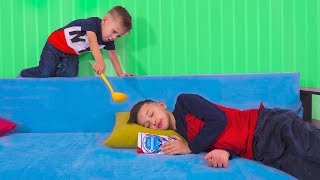 Сюрприз МАМЕ не получился! Кто ВИНОВАТ ? Для Детей Kids Children