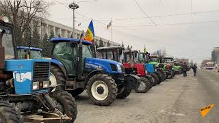 Tractoarele agricultorilor vor rămâne în centrul Capitalei până săptămâna viitoare