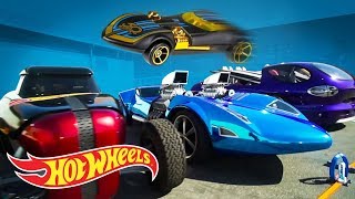 HOT WHEELS JUMPS 5 PRICELESS CARS | Hot Wheels Unlimited | Hot Wheels