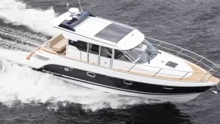 Морской всепогодный катер Aquador 35 С для путешествий