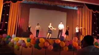 танцуют мальчики с девочками, самый крутой танец, смотреть всем!!!!!!!!!!!!!!!!11
