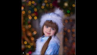 This 6 year old blue-eyed Russian model is making waves on the internet