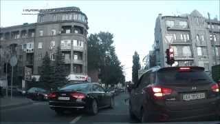 Проезд перекрестка в Харькове (АХ 5880 СМ)