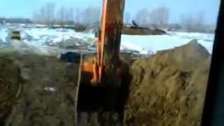 Как правильно работать на экскаваторе