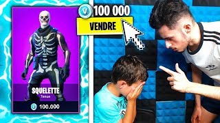 MON PETIT FRÈRE VEND MON SKIN PRÉFÉRÉ sur FORTNITE ! C'EST FINI... ?