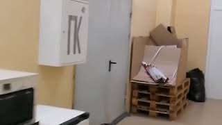 Торговый центр Омега Набережные Челны. Пожарные выходы заперты
