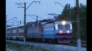 ЧС2к-889 + холодный ЧС7 с двухэтажным поездом №049 Самара - Москва