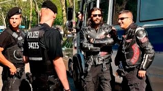 День Победы !!!! Байкеры Ночные волки в Трептов-парке. Берлин 9 Мая 2016.