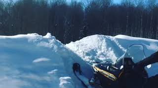 Снегоход BRP Ski-doo Skandic SUV 600