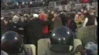 Драка ЦСКА с Омоном в Ярославле 22.11. 2008