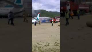 Ан-2 врезался в здание при посадке. Пилоты погибли